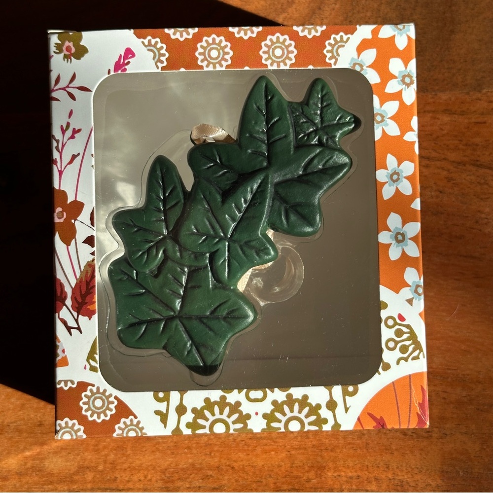 Taylor Swift Ivy Ornament